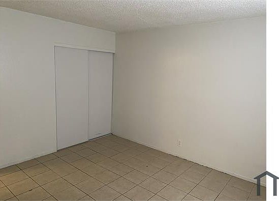 3rd image of 1701 Cordoba Ln APT A