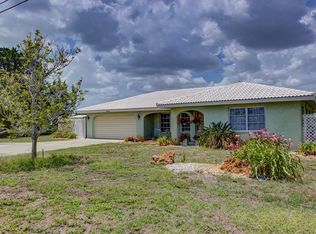 892 E 6th St, Englewood, FL 34223