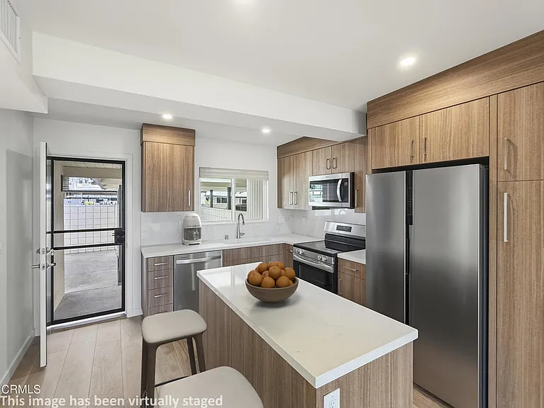 61B Redwood Ave — Photo 16