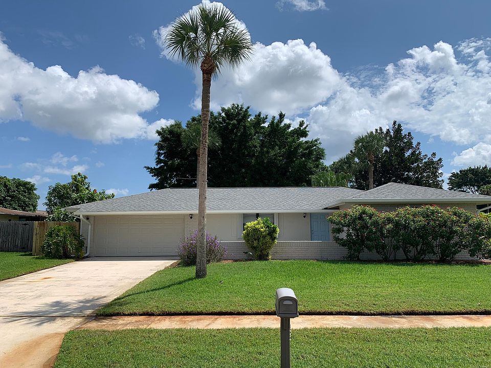 Front exterior (corner lot)