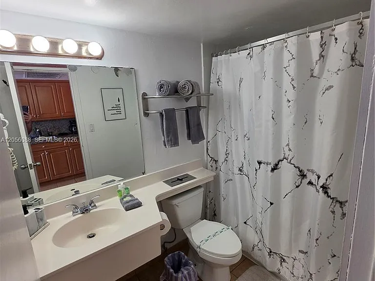 19201 Collins Ave #433 — Photo 3