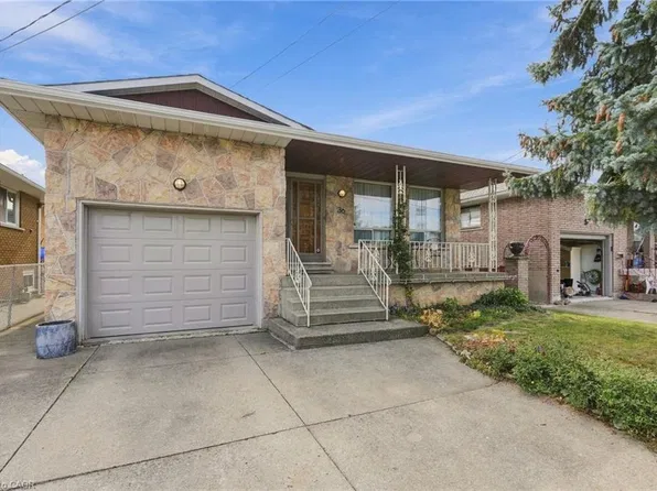 36 Algonquin Ct, Hamilton, ON L8T 4T3