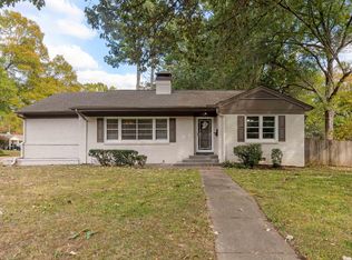 402 N Mendenhall Rd, Memphis, TN 38117