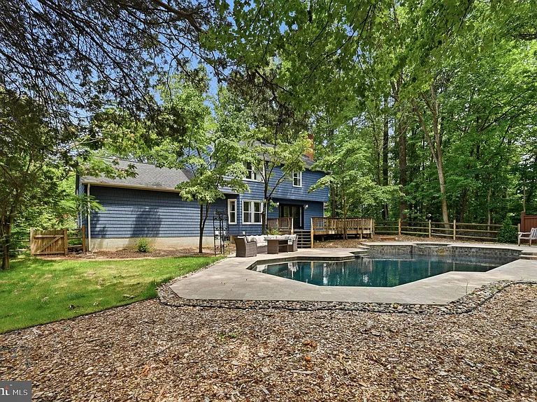 5610 Cavalier Woods Ln — Photo 50