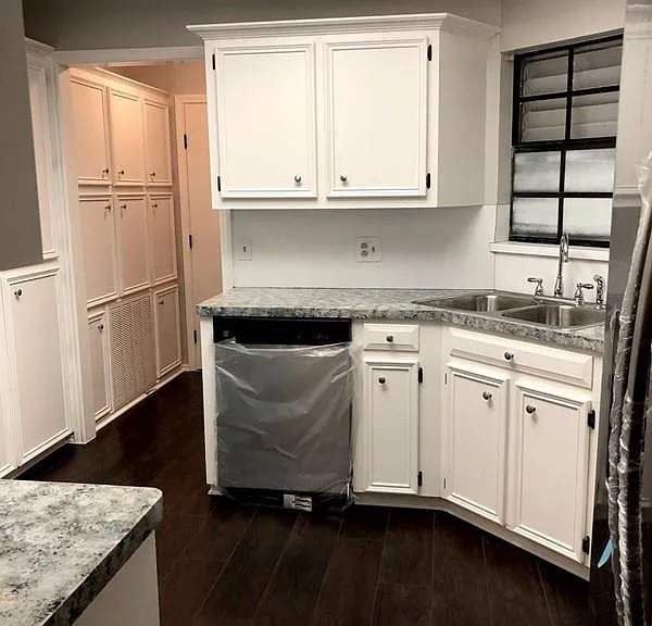 501 Geraldine Ln — Photo 11