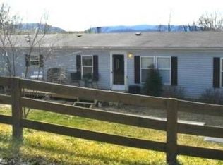 234 Meadows Rd, Pearisburg, VA 24134