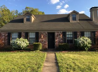 121 Diamond Pointe Dr, Maumelle, AR 72113