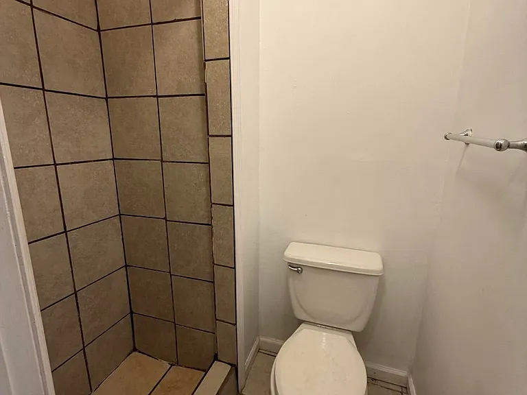 124 Miley Ave — Photo 12