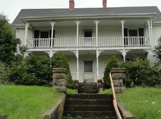 714 Bear Creek Rd, Atkins, VA 24311