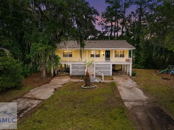 15 Laurel Dr, Midway, GA 31320