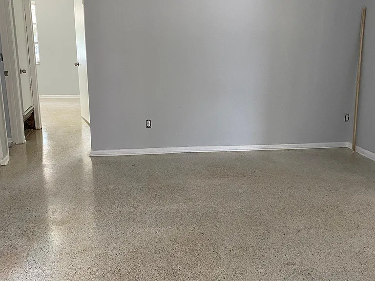 5791 Gallatin Ln — Photo 3