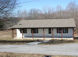 9315 Griffith Rd, Pikeville, TN 37367