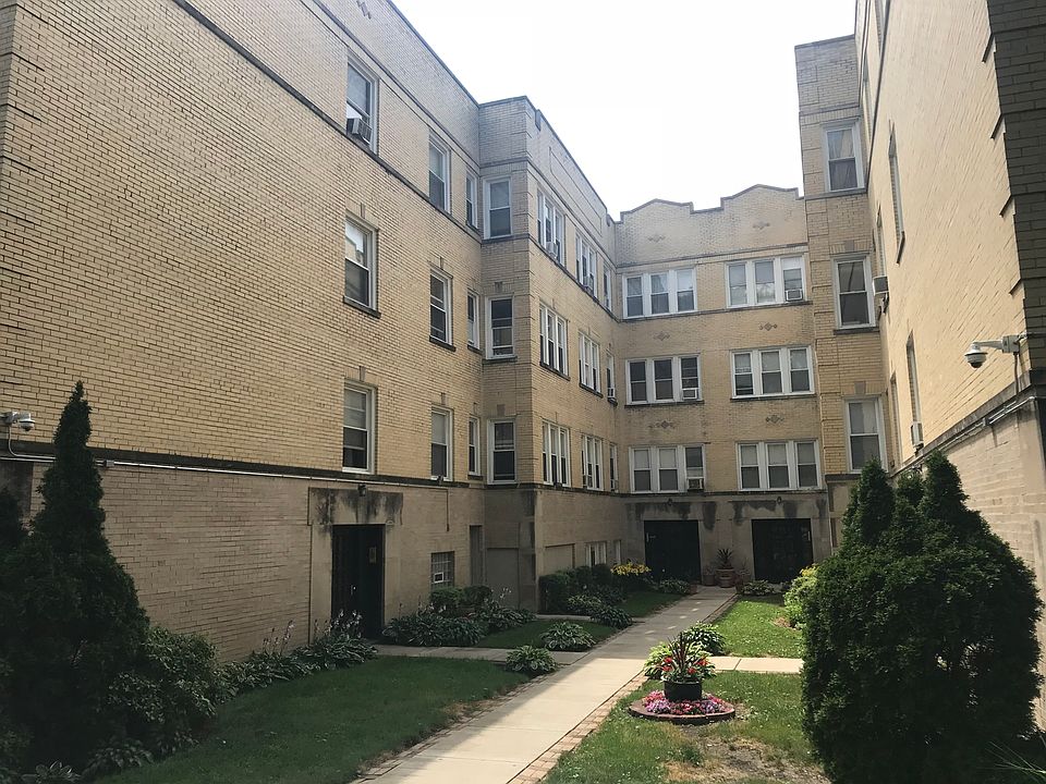 1st image of 6444 N Claremont Ave #3