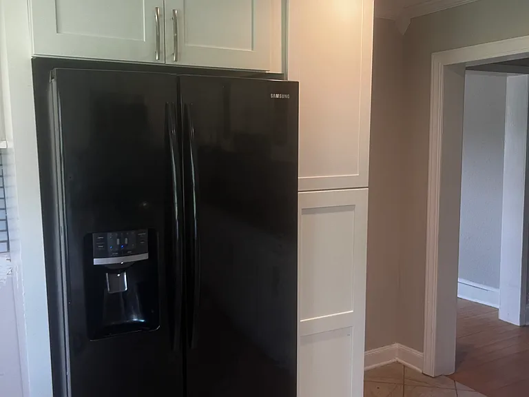 3242 W Hamilton Ave — Photo 3