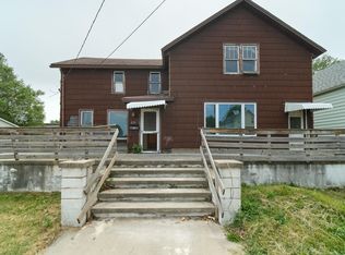 231 5th St, Manistee, MI 49660