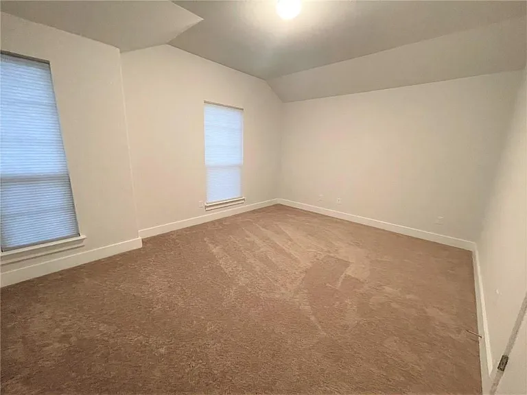 248 Tanda Ln — Photo 11