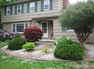 26 Miller Rd, Glastonbury, CT 06033