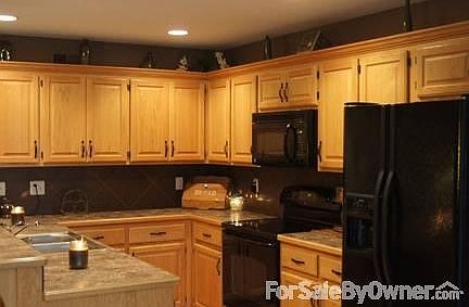 Spacious cabinets with pantry