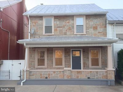 15 E Market St, Jonestown, PA, 17038