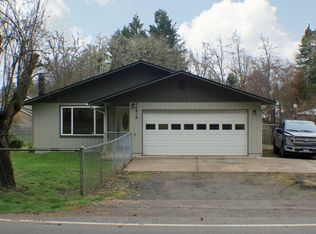 24819 Sertic Rd, Veneta, OR 97487