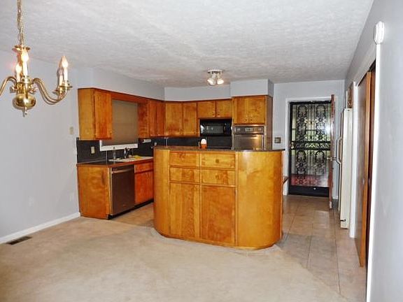 4th image of 3205 Ashley St