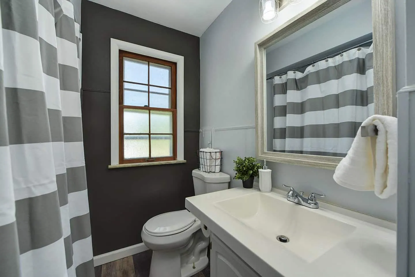 2 bed, 1225 sqft, $2,850 — Photo 3