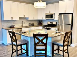 62 Main St APT 1, Bloomingdale, NJ 07403