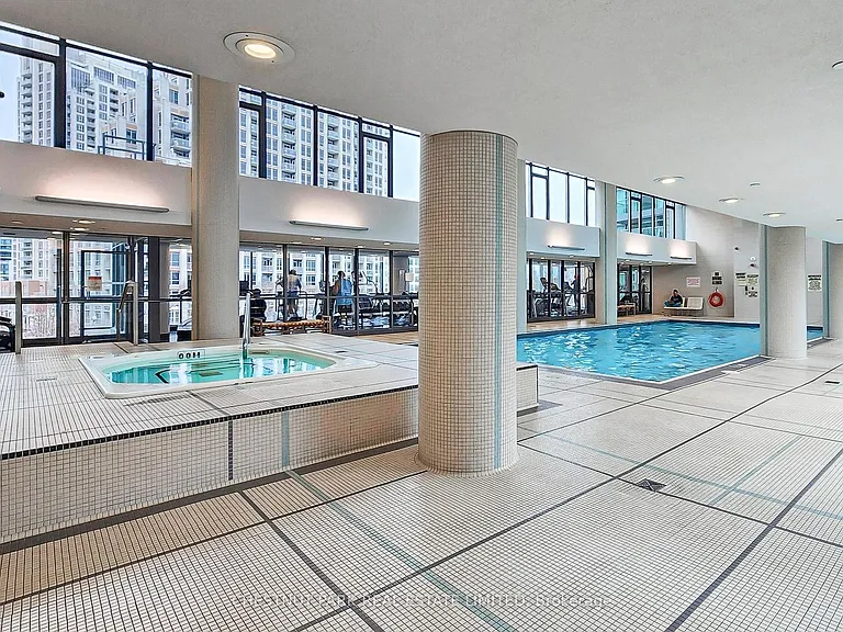 215 Fort York Blvd #808 — Photo 12