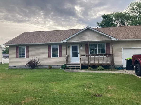 209 N 1st St, Greenwood, DE 19950