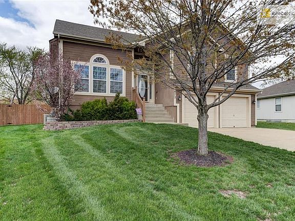 This awesome home is located in the popular Maplewood Place Subdivision.