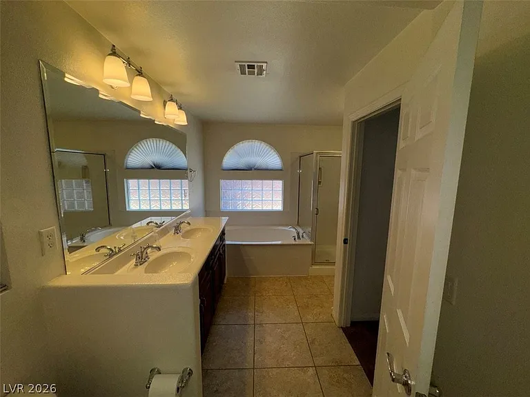 6708 Boccelli Ct — Photo 25