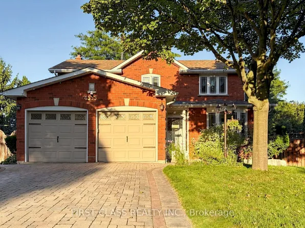 4555 Carpenter Ct, Mississauga, ON L5V 1C5
