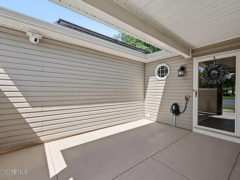 22 Higgins Ct — Photo 5