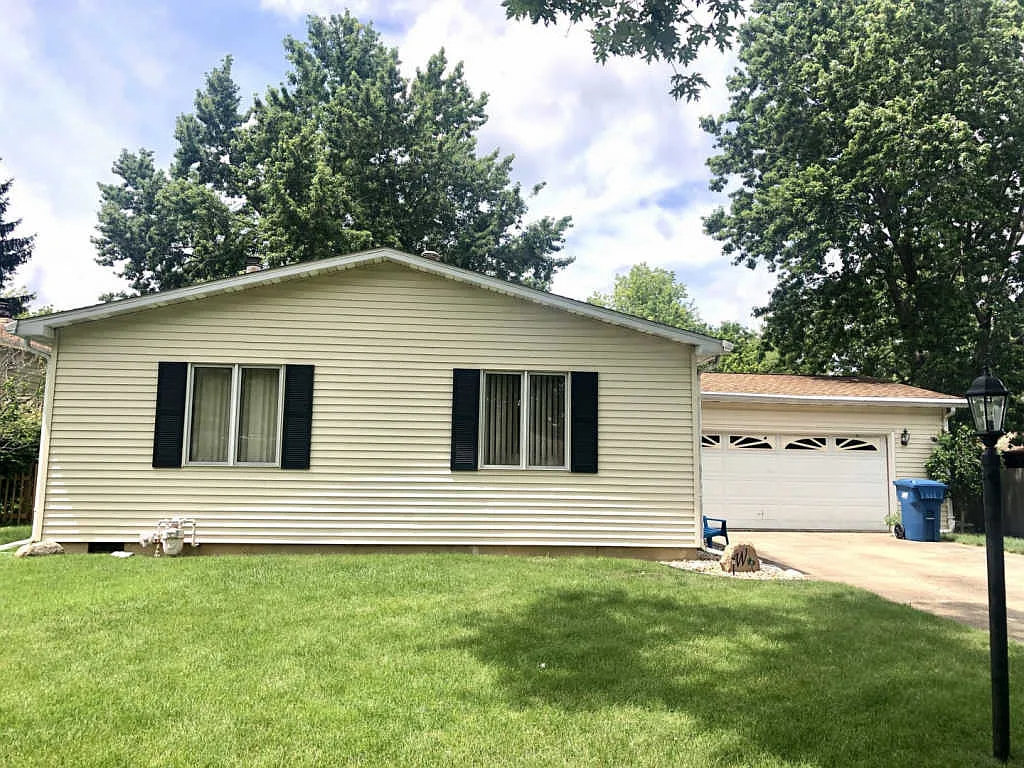 2504 Brett Dr photo 1