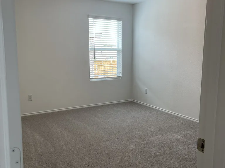 825 Breakwater Dr — Photo 22