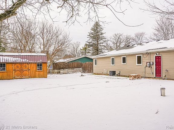 2nd image of 5233 Millington Rd