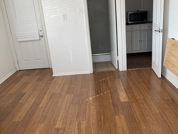 5th image of 10005 Aviary Dr #2