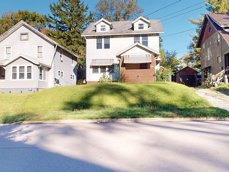 1st image of 268 Rowland Ave