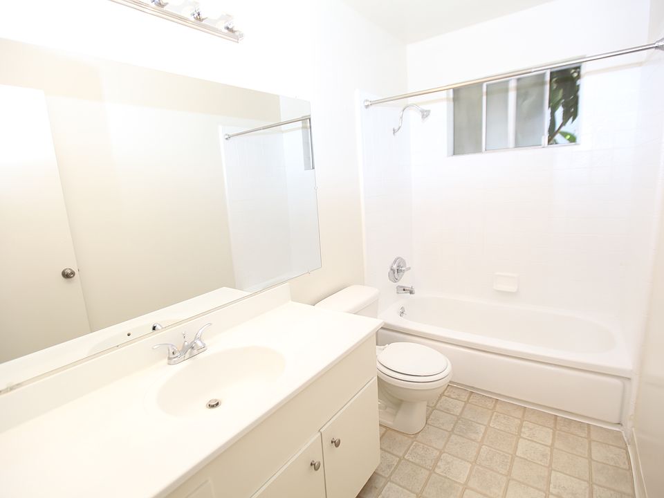 1st image of 4861 Campbell Ave APT 6