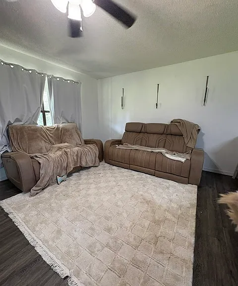 4416 Angie Ln — Photo 6