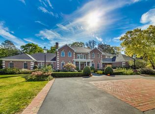 40059 Trillium Ct, Wadsworth, IL 60083