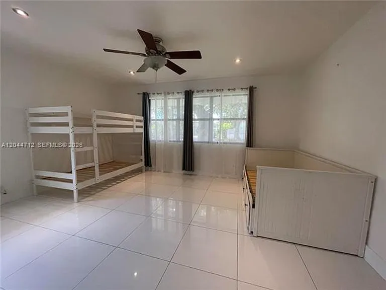 2115 Alamanda Dr #2115 — Photo 12