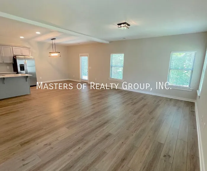 329 Shiloh Creek Dr — Photo 8