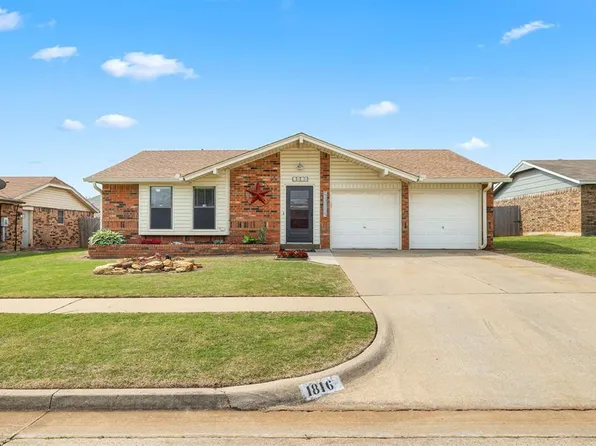 1816 SE 13th St, Moore, OK 73160