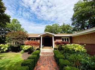 22 Donovans Ln, York, ME 03909