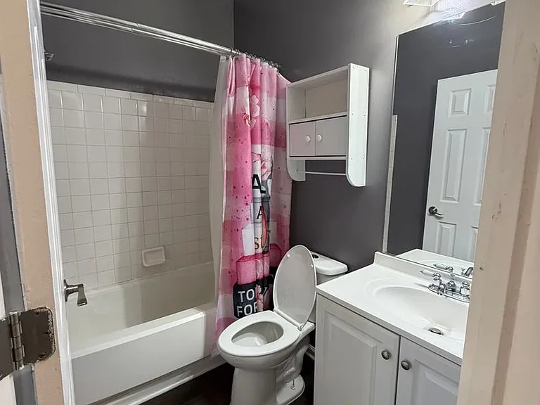 2251 Commissary Cir — Photo 23