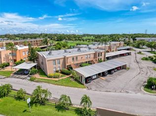 225 Country Club Dr APT A203, Largo, FL 33771