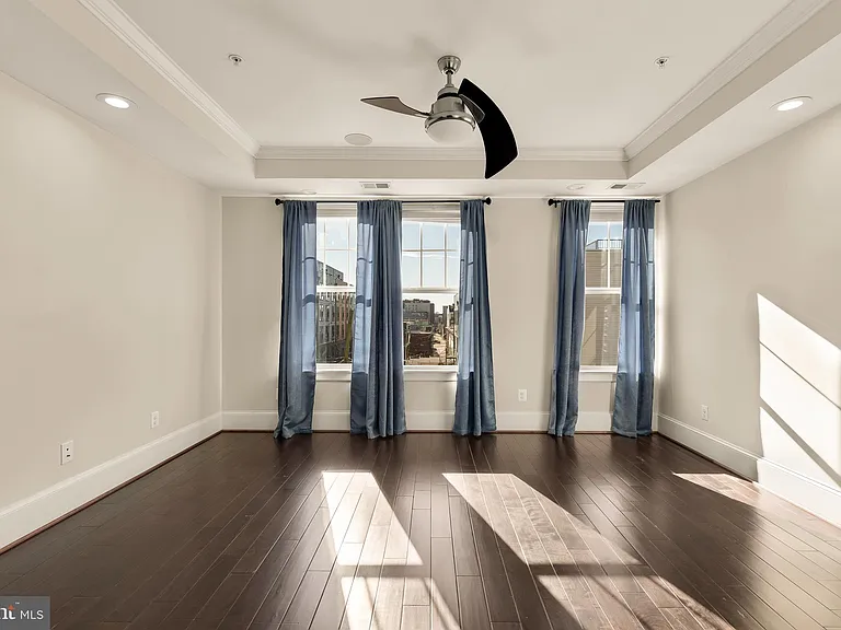 1609 Levis St NE — Photo 44