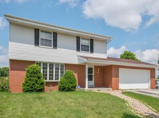 8002 W Glenbrook Rd, Milwaukee, WI 53223