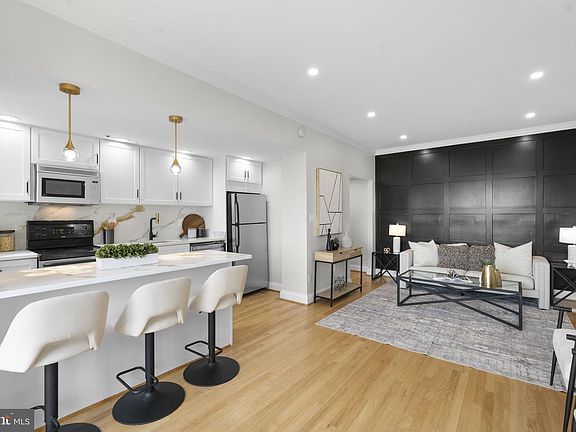5th image of 1701 16th St NW APT 654